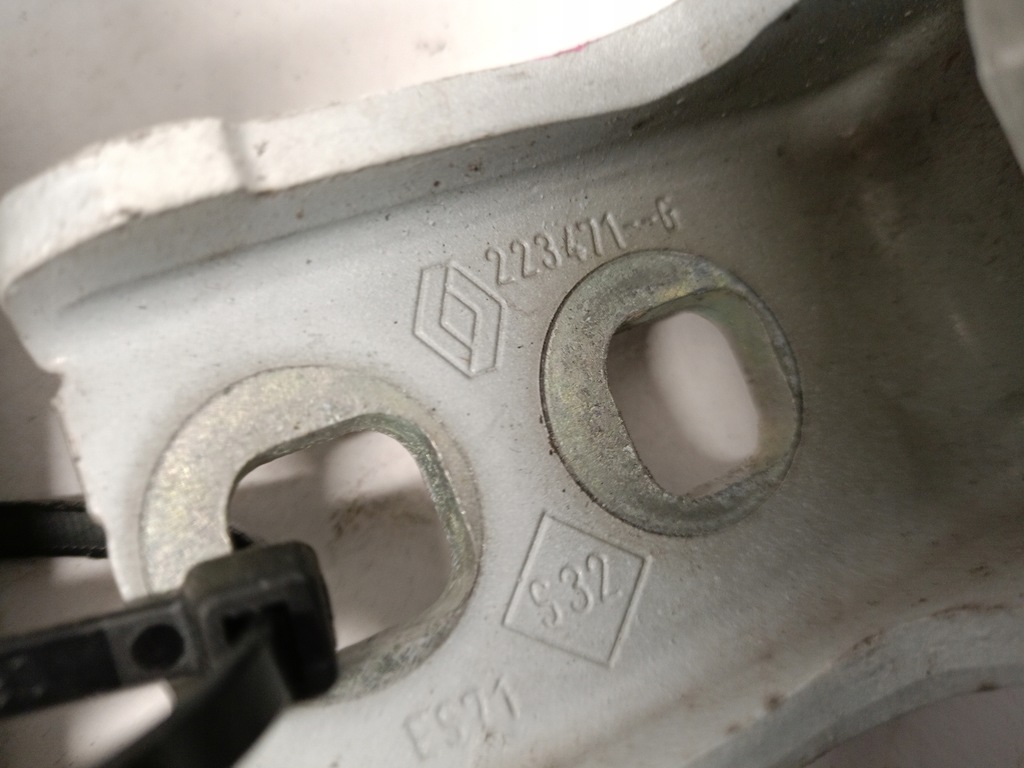 фото №5, Петли дверь перед левый renault zoe