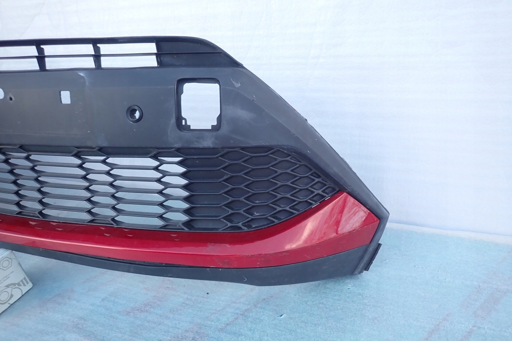 фото №6, Toyota c-hr lift - решётка средняя бампера