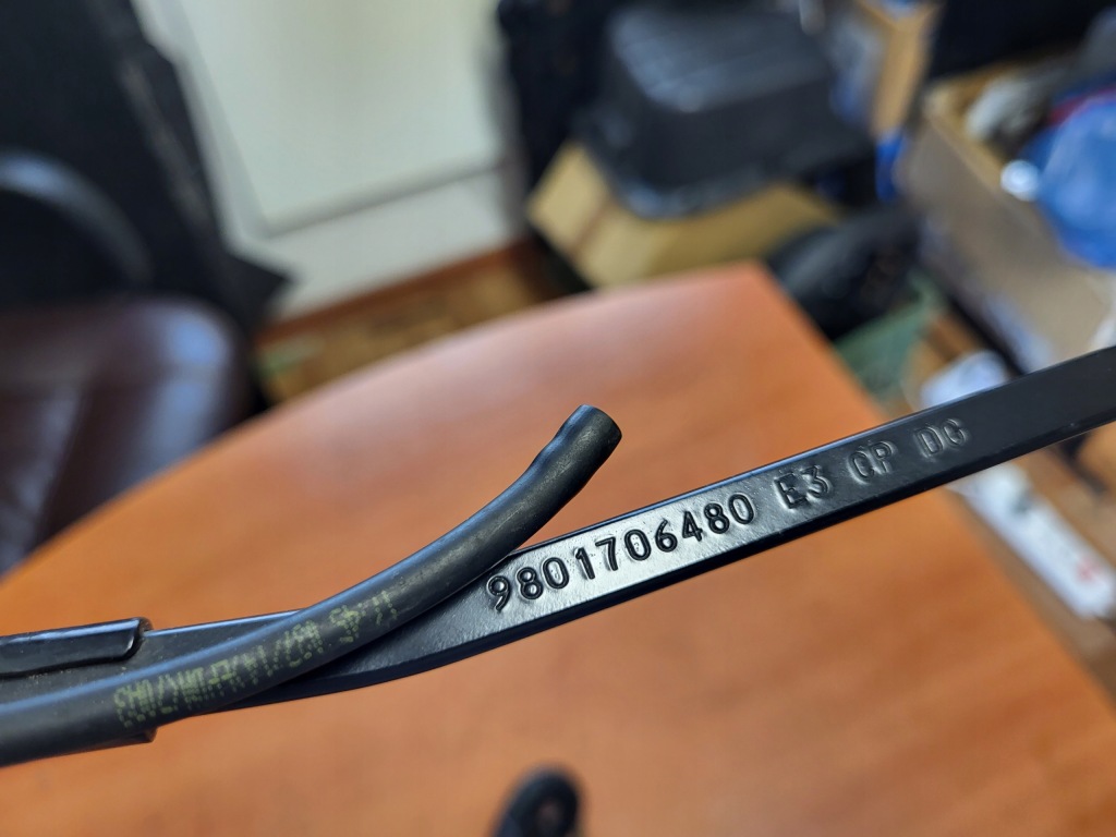 фото №3, Citroen c4 cactus рычаги дворник europa