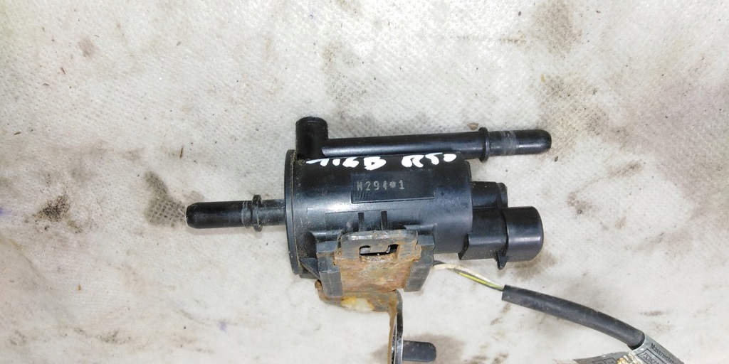 фото №2, Mini r50 r52 r53 клапан топлива обратный 1,6b 05r