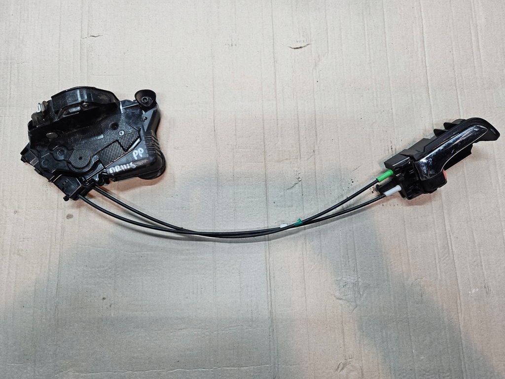 фото №1, Toyota prius ii 03-09 замок дверь правый перед