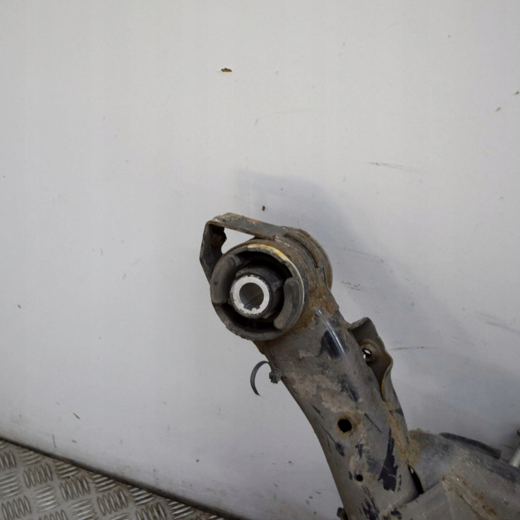 фото №3, Land rover discovery sport 2018 рама допоміжна задня