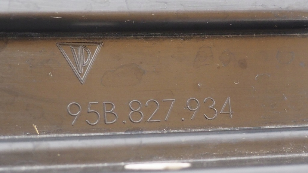 фото №6, Porsche macan спойлер спойлер крышки задняя 95b827934