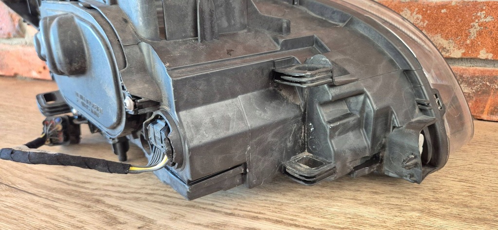 фото №10, Volvo s60 ii / v60 i lift 13-18 лампа левый перед обычная cała eu org