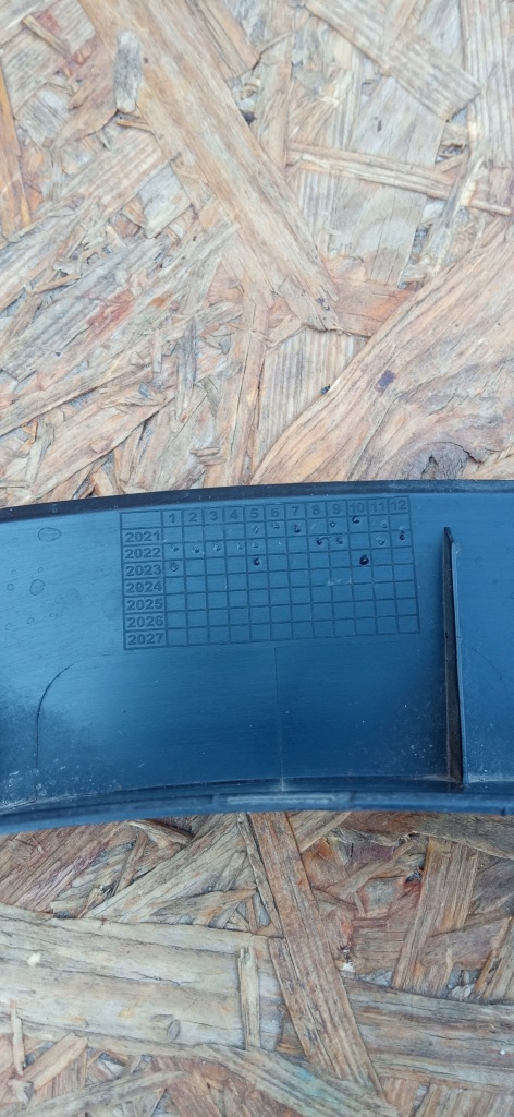 Tesla model y 20- накладка молдинг крила правий перед 1658696-00-a в Україні