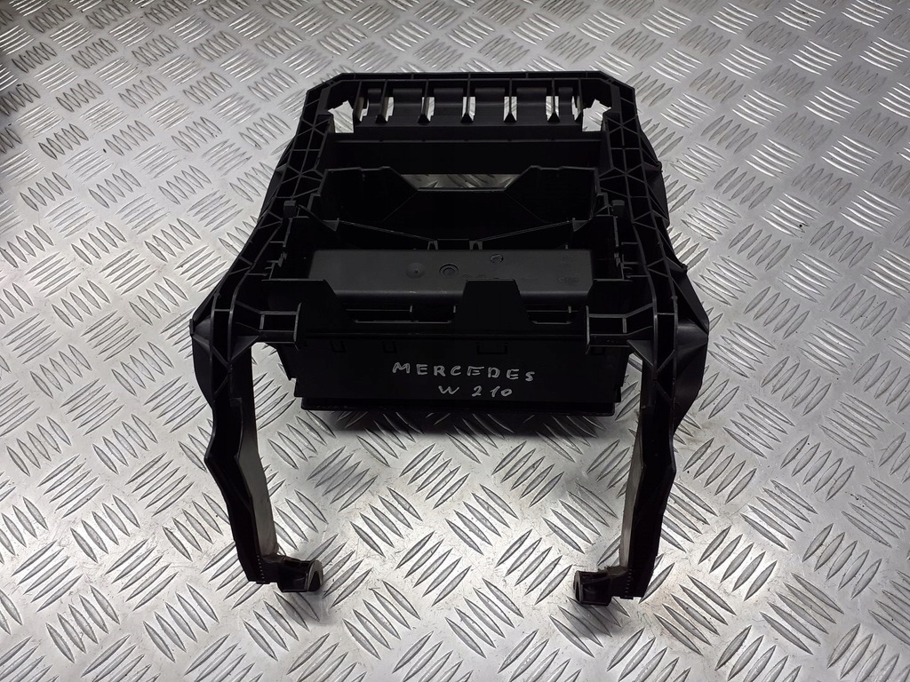 фото №3, Рамка радіо mercedes w210 2.2 cdi