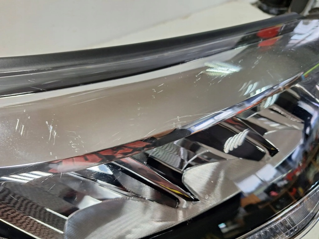 фото №7, Лампа перед правая full led 81110-f4180-00 toyota c-hr chr lift 19-