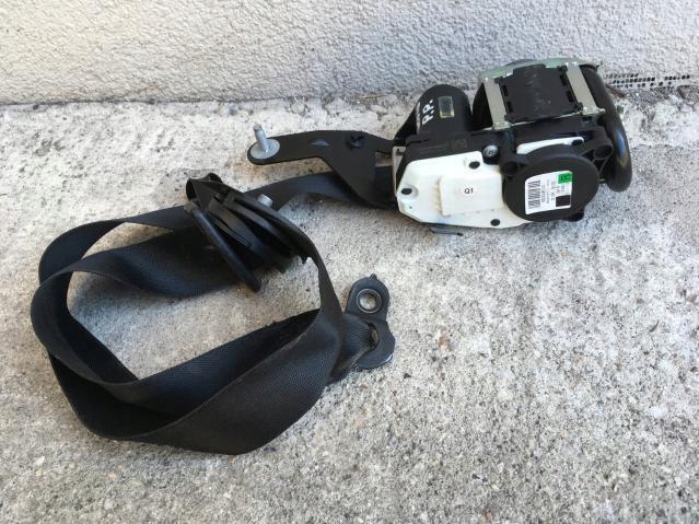 фото №1, Pas безпеки правий перед mercedes w212