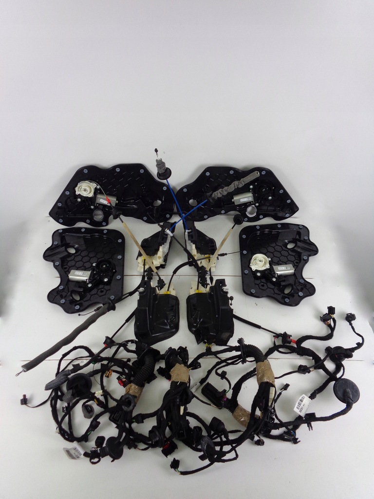 фото №1, Audi a8 s8 d4 4h доводчики дверь доводчик softclose