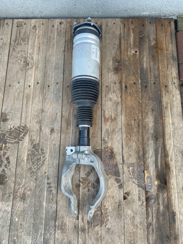 фото №1, Land rover discovery v амортизатор передний левый