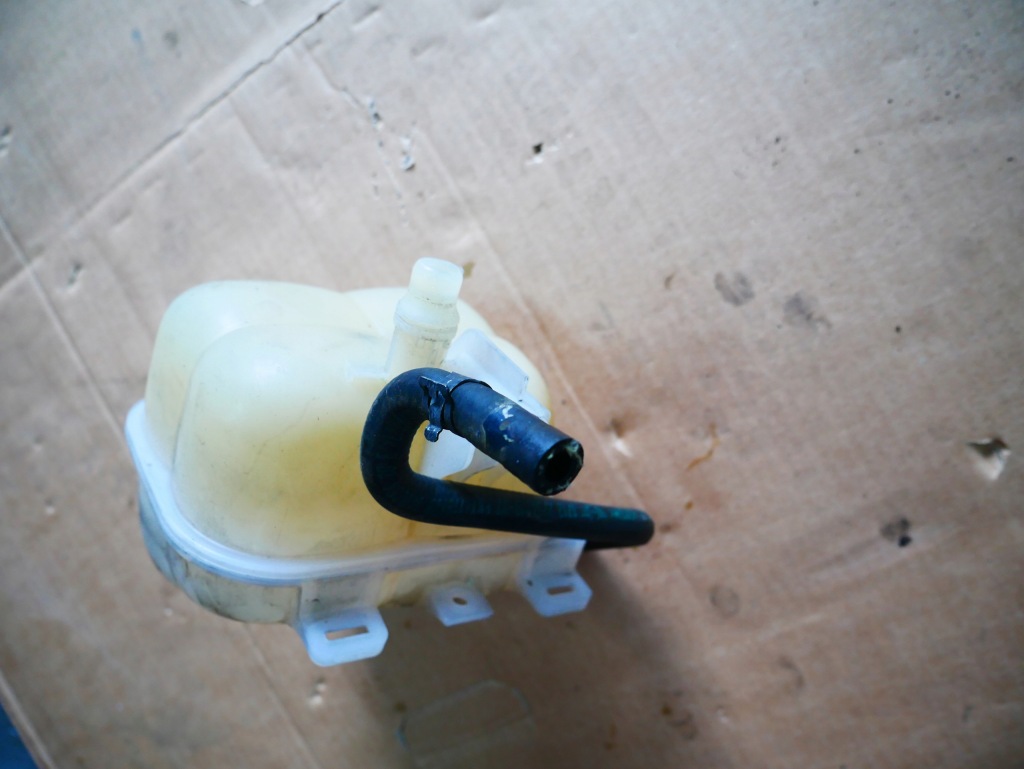 Mini r56 r55 r57 r58 r59 r60 бак расширительный воды жидкость крышка 7539267 Цена