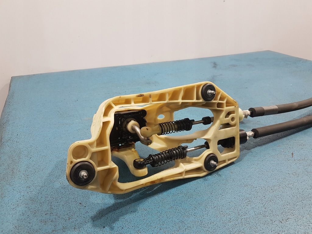 фото №8, Mercedes w169 домкрат переключения передач