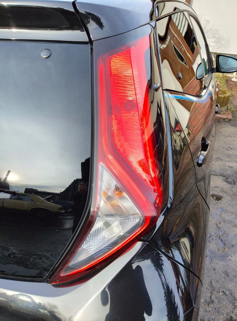 фото №1, Toyota aygo ii lift лампа правый задняя задняя europa