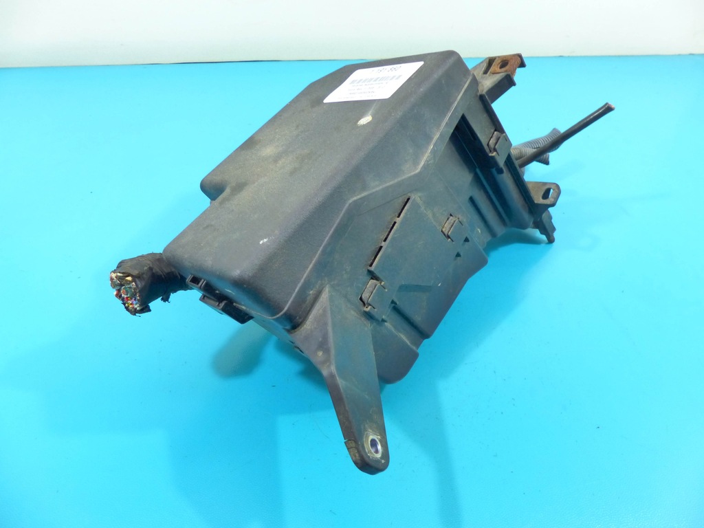 фото №1, Коробка запобіжників toyota rav4 iii 2.2 d-cat