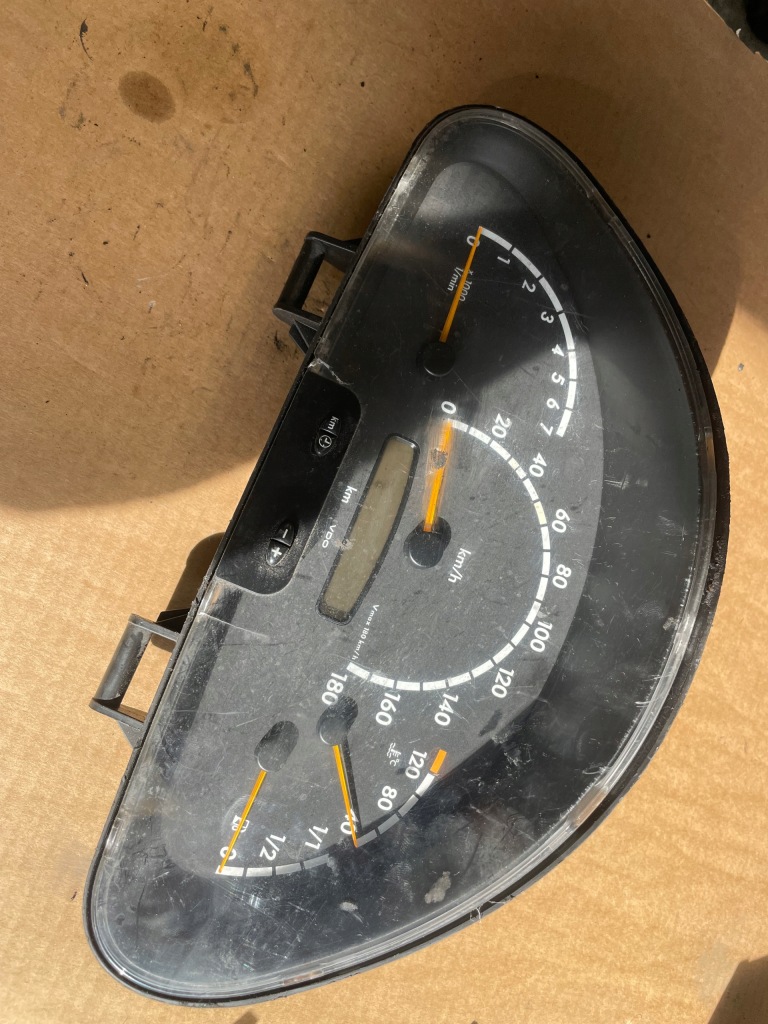 фото №1, Mercedes sprinter 901 счетчик приборная панель a0014464721