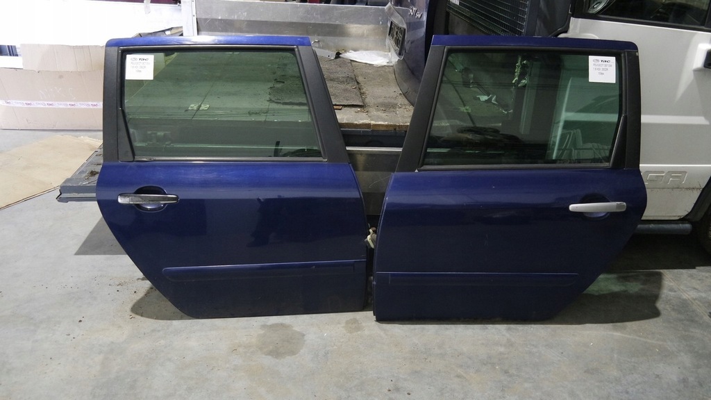 фото №1, Двері лівий правий задня peugeot 307 sw