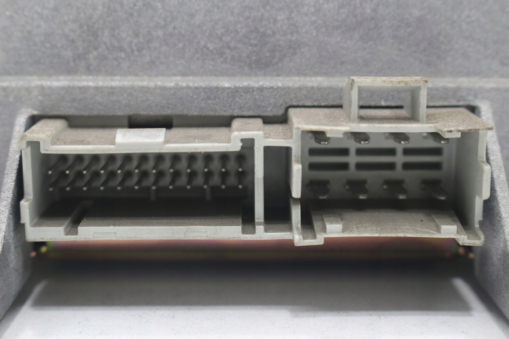 фото №5, Усилитель 15114454 cadillac escalade