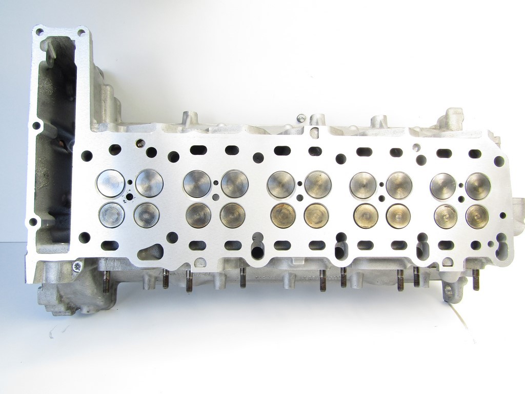 фото №1, Ssang yong rexton 2.7 xdi rodius головка комплектна