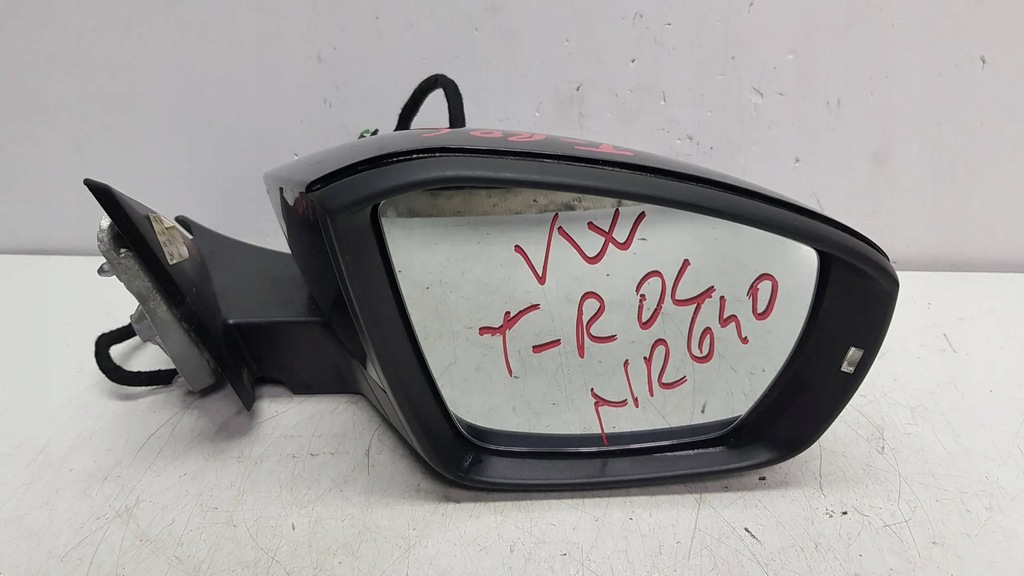 фото №1, Зеркало правое vw t-roc 17-