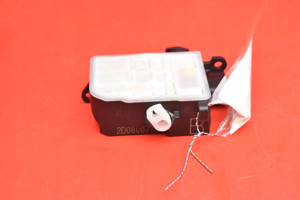 фото №5, Моторчик кришка пального toyota bz4x 204 km 22-