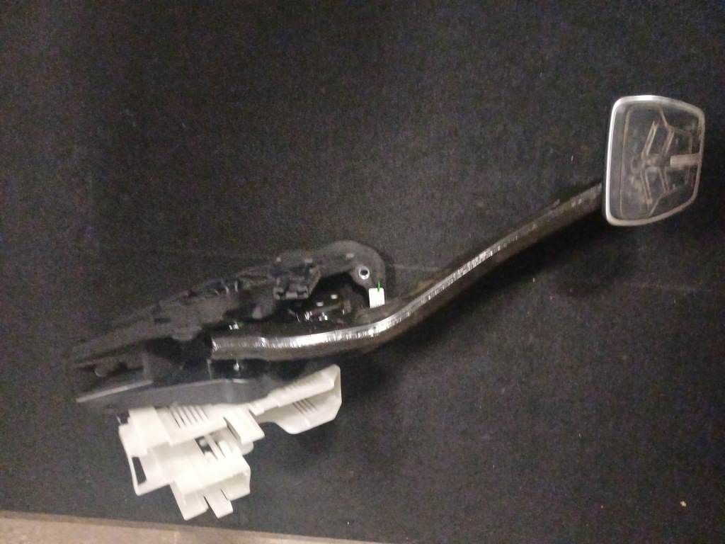 фото №1, Bmw x5 g05 x6 g06 x7 g07 педаль тормоза 6874279