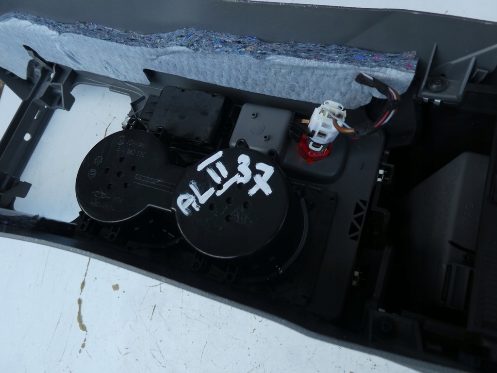 фото №7, Туннель подлокотник vw sharan alhambra 5m0864207g