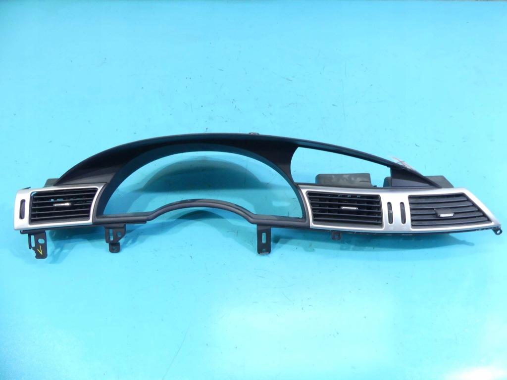 фото №1, Корпус защита спидометра приборы chrysler pacifica