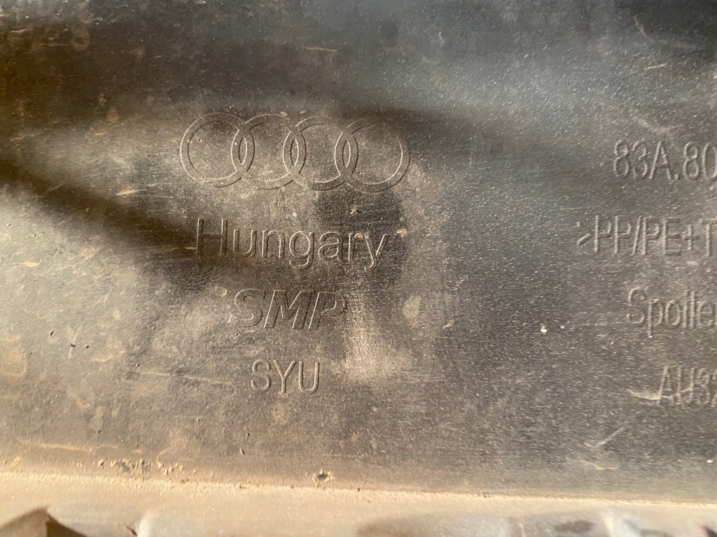 Audi q3 83a s-line бампер дифузор задня задній в Україні