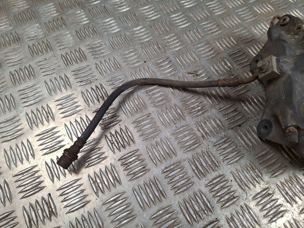 Суппорт тормозной задний задний  сторона левая tesla model s 600643400c Киев