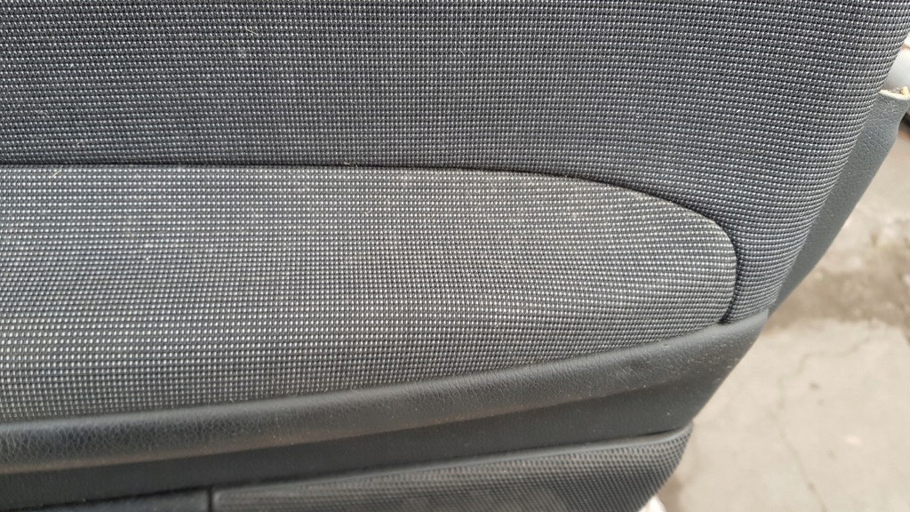 фото №15, Mercedes w203 coupe обшивка обивка правая