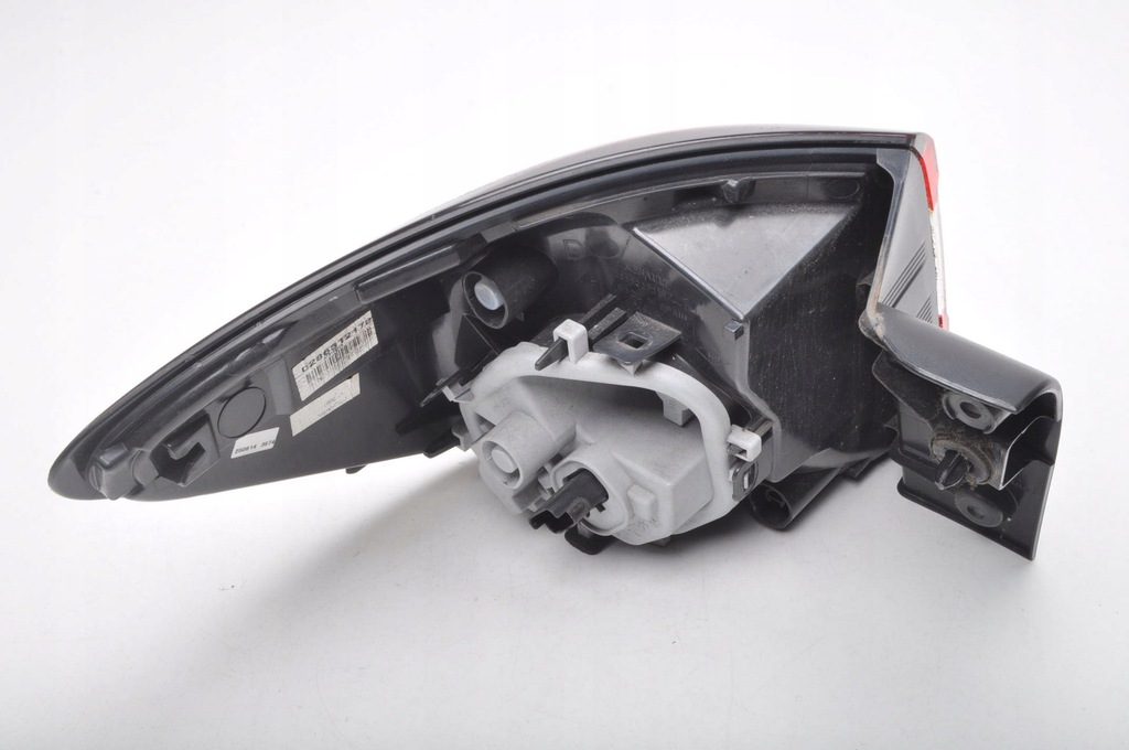 фото №7, Renault captur i лампа правая задняя правый задняя 265502731r