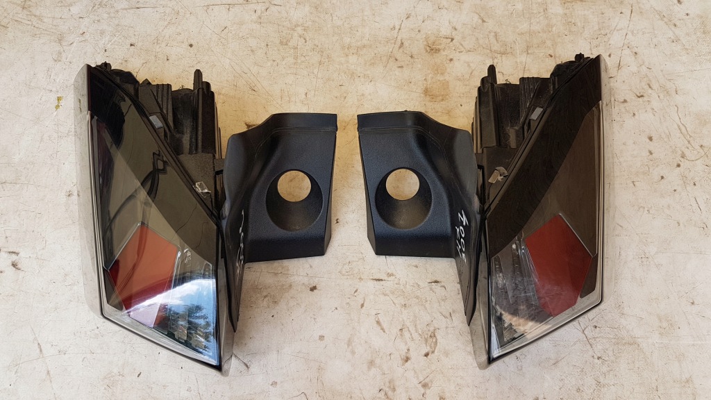 фото №2, Peugeot 2008 ii лампа задняя левая