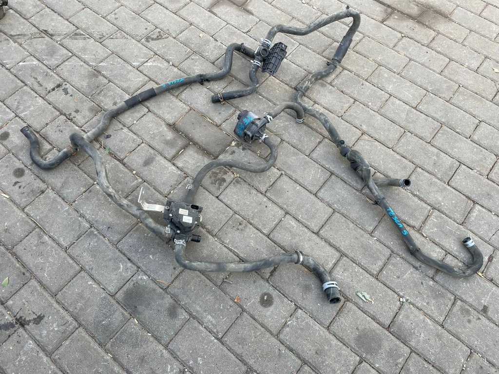 Купити Tesla model s насос води шланги помпа 6007384 6007370 1035348