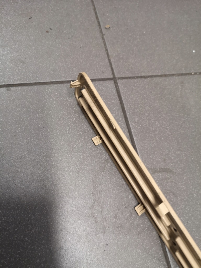 фото №8, Молдинг накладка левый задняя vw touareg 7l0853793be