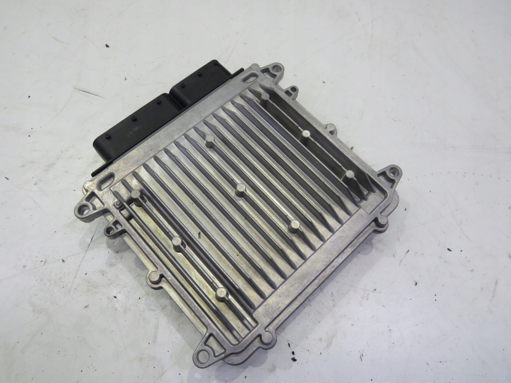 фото №1, Бортовой компьютер блок управления двигателя civic ix 2.2 0281019733