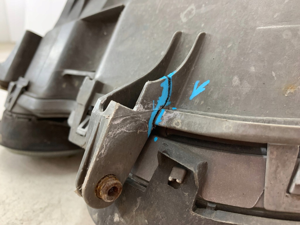 фото №9, Лампа права перед mercedes-benz e w210 144870