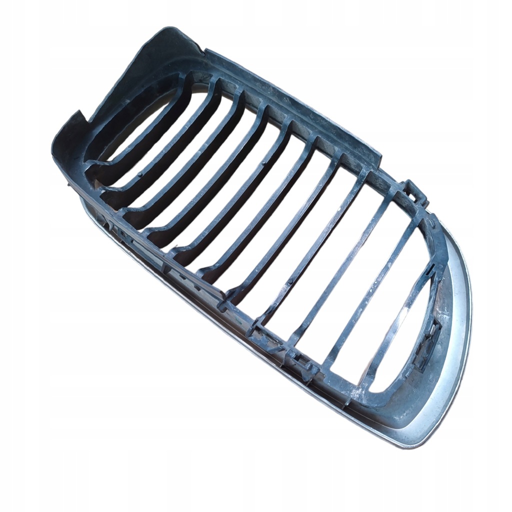 Решітка радіатора решітка  решітка радіатора ліва bmw 3 e46 70305490 Київ