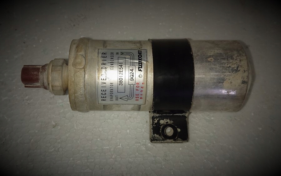 фото №1, Конденсатор mitsubishi l200 2015r 38012e541