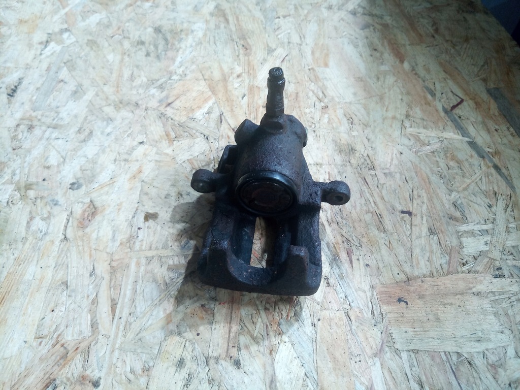 фото №8, Суппорт задняя левый vw golf iii 3 vento проверенный !