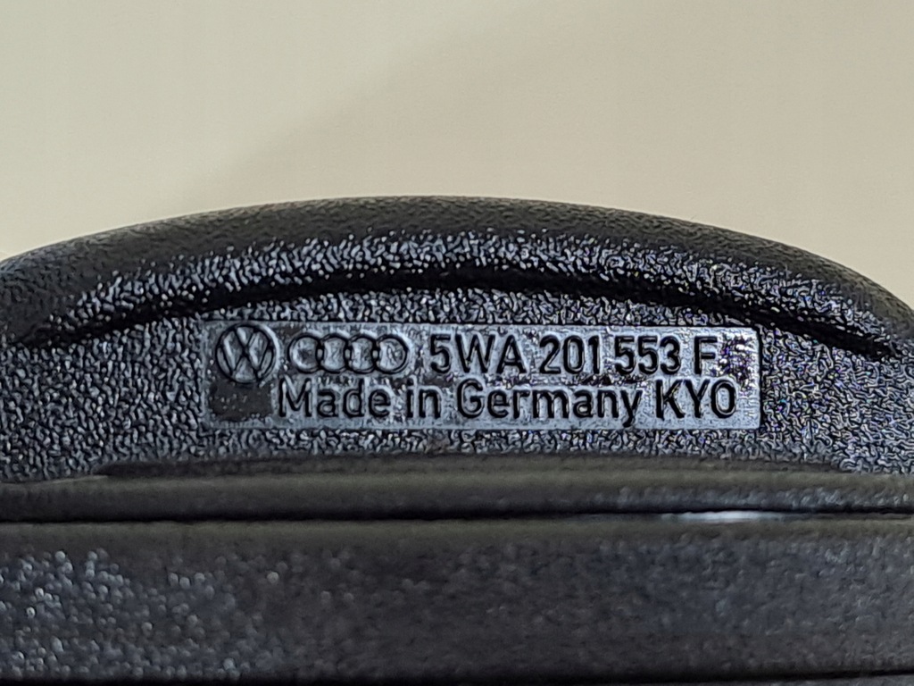 фото №11, Крышка заливной топлива замок крышка ls9r бензин seat arona fr lift 24r 9.032km