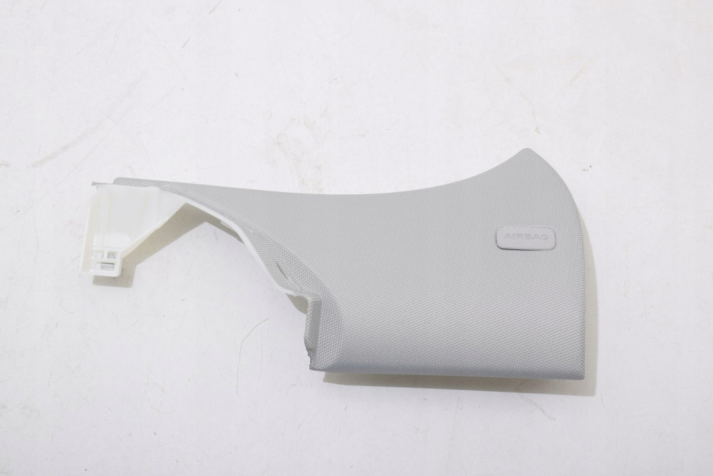 фото №1, Обивка стойка левый задняя audi оригинальный номер 8t8867245a