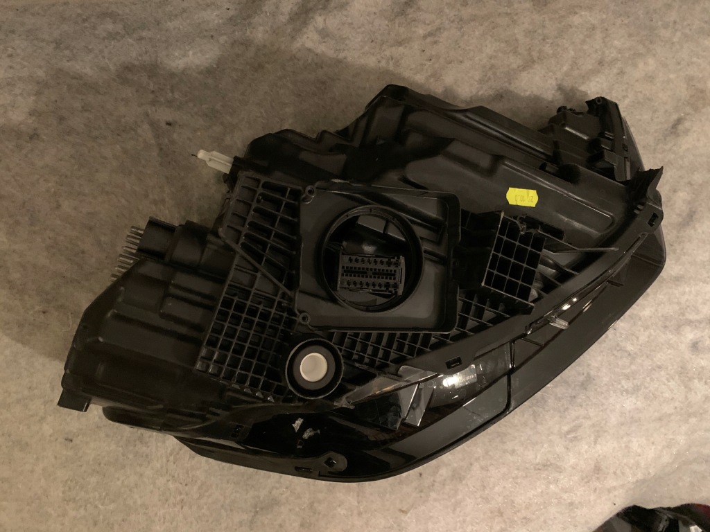 фото №4, Audi a1 82a 18- ліва лампа full led