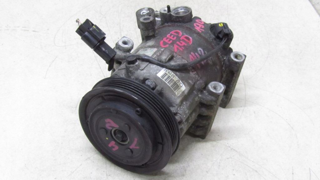 фото №1, Hyundai i30 ii 1.6 компрессор кондиционера jdcce12