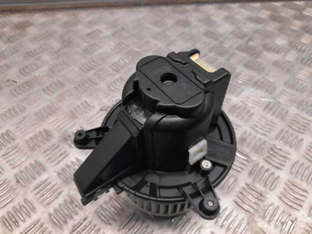 фото №3, Alfa romeo stelvio 5w0431000 двигуни вентилятор