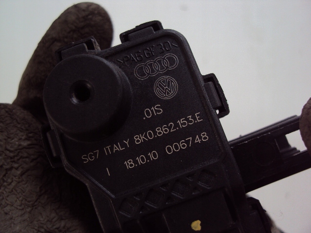 фото №4, Привід кришка пального audi q5 8r0 2010 r