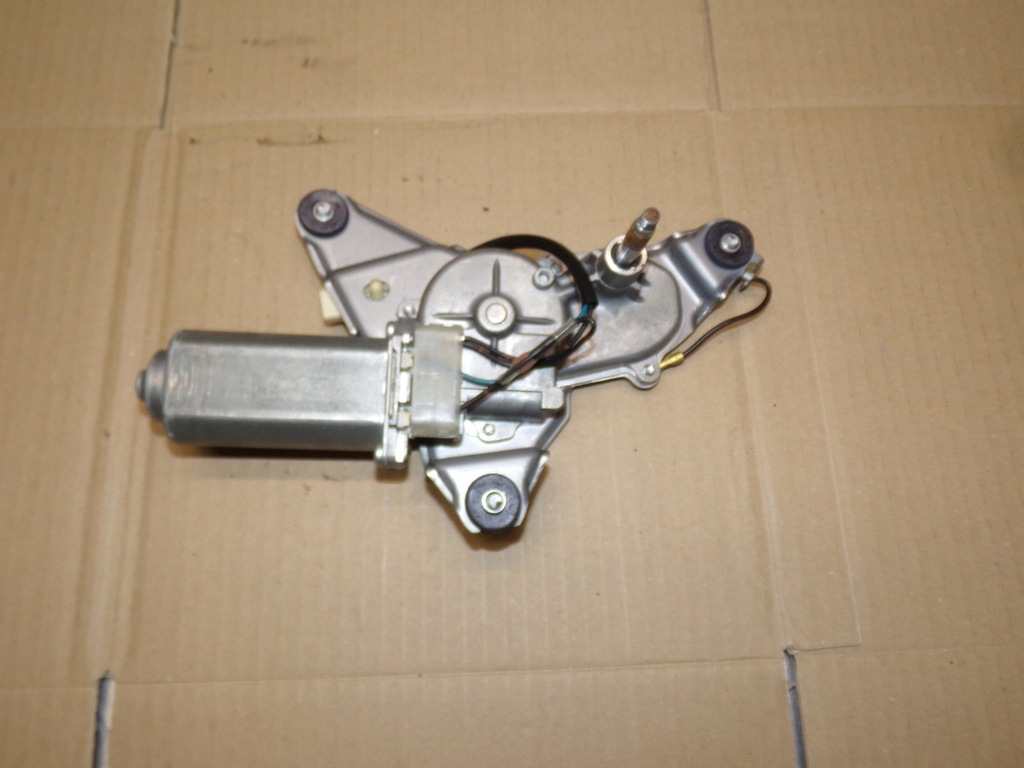 фото №1, Моторчик дворник задняя крышки 2 mazda 6 kombi