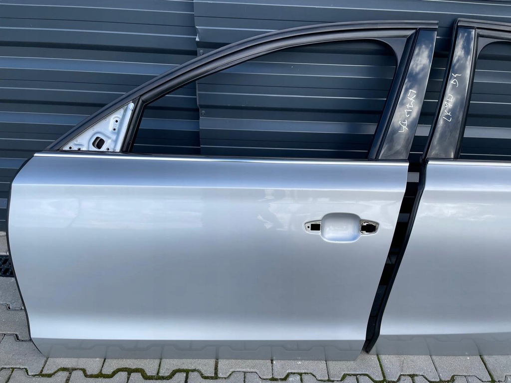 фото №1, Audi a8 d4 двері ліва перед колір lx7w