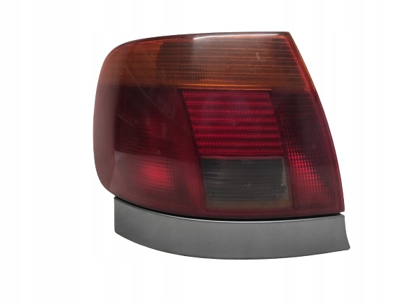 Купити Audi a4 b5 94-99 sedan лампа ліва задня