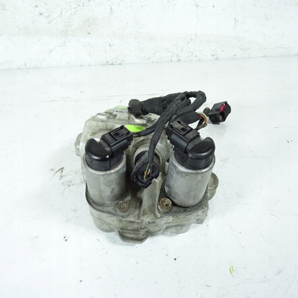 фото №2, Bmw 7 f01 f02 блок клапанный dynamic drive 6775258