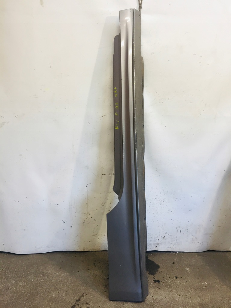 фото №1, Молдинг порог правая peugeot rcz #93